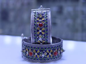 Bracelets émaillées argent et corail